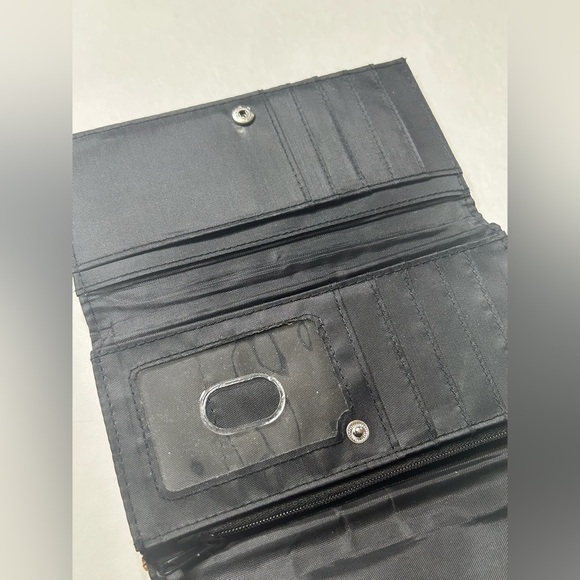 Kingdom Hearts - Wallet w/ Crown Emblem ๐ค๐๐๏ธ - Picture 5 of 11